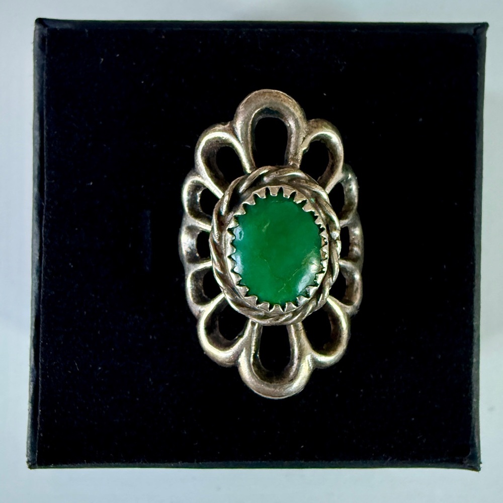 Vintage Navajo sandcast silver ring with green stone